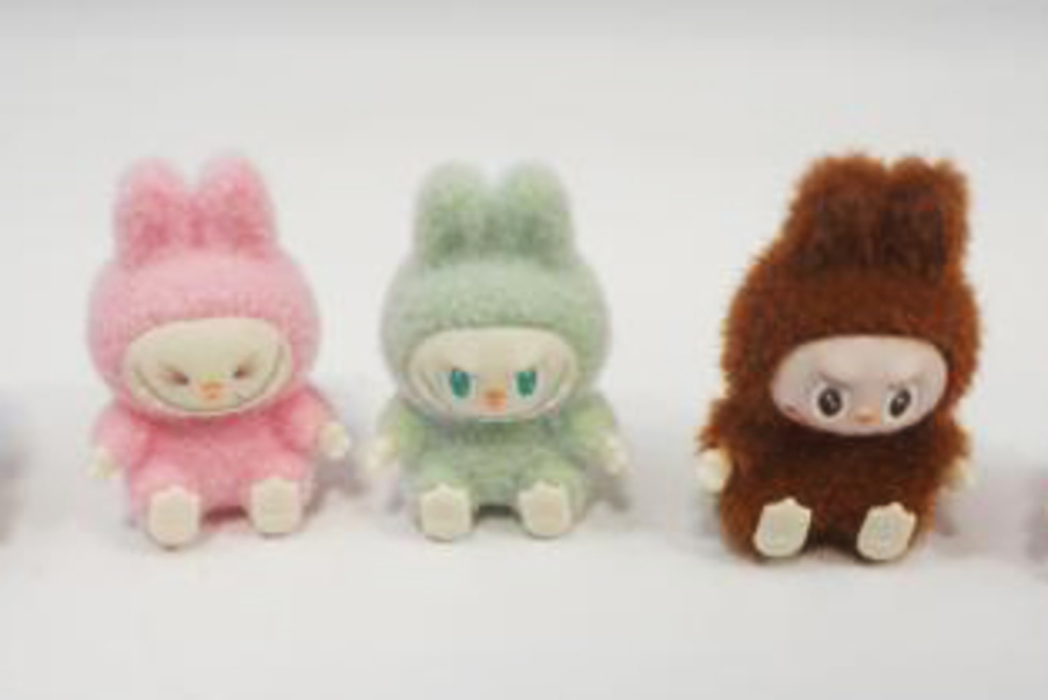 LABUBU 破損品 Fake Labubu dolls known as 'Lafufus' are serious choking hazards