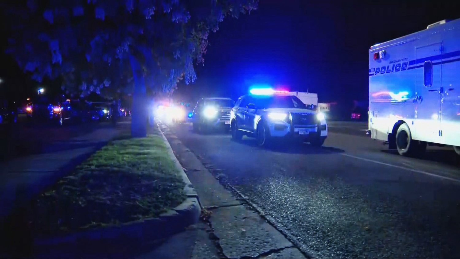 Mueren dos policías baleados y otro resulta herido al responder a un incidente de violencia doméstica en un pueblo de Utah – Telemundo