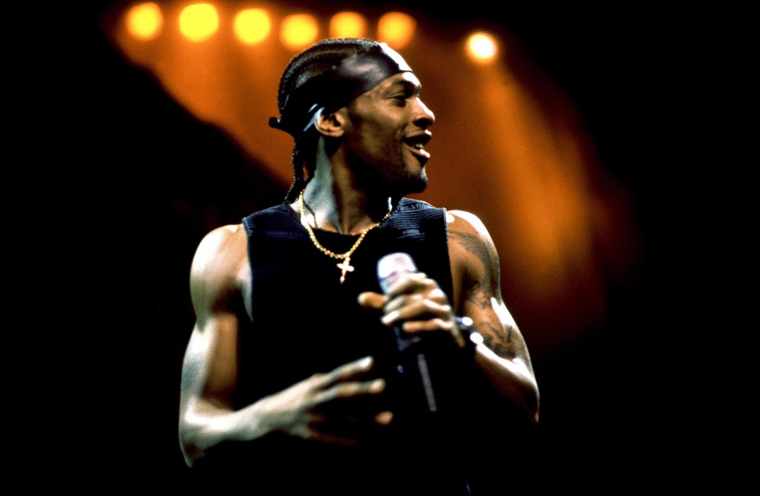 D'Angelo, Grammy-winning R&B and soul star, dies at 51 after pancreatic  cancer diagnosis