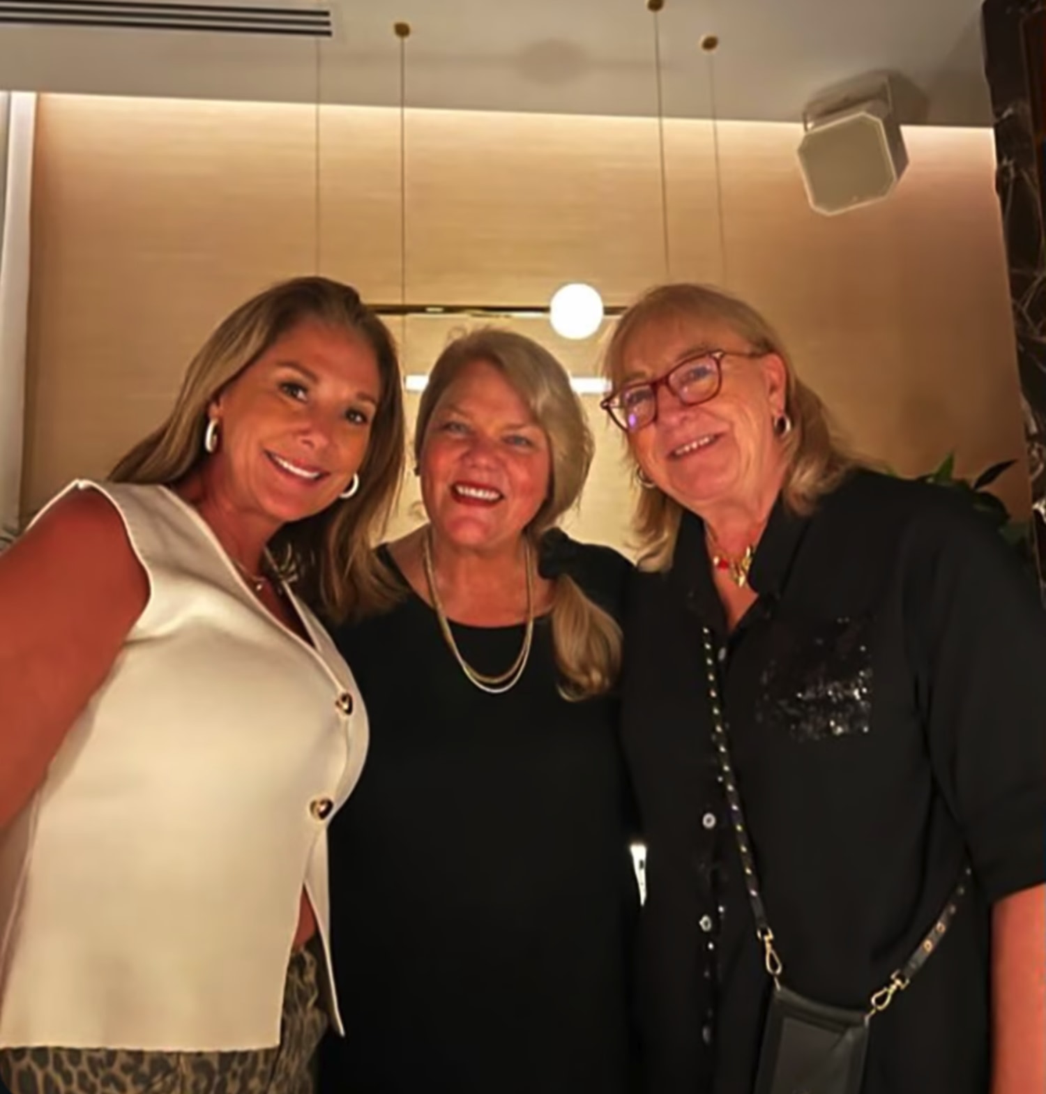 Taylor Swift's Mom Andrea Poses With Donna Kelce and Randi Mahomes In Sweet Mom's Pic