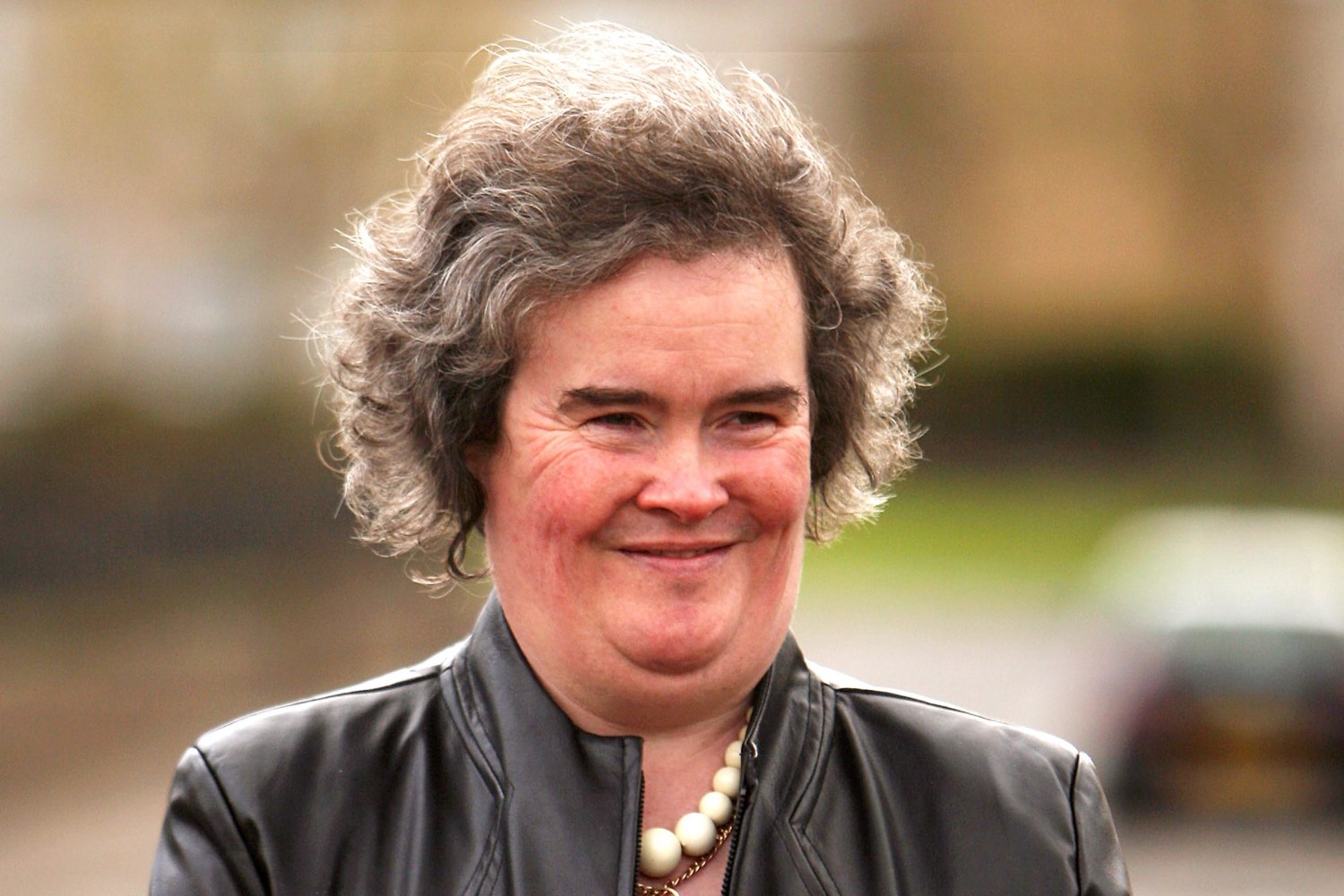 Susan Boyle Debuts New Blond Look. See the Pic