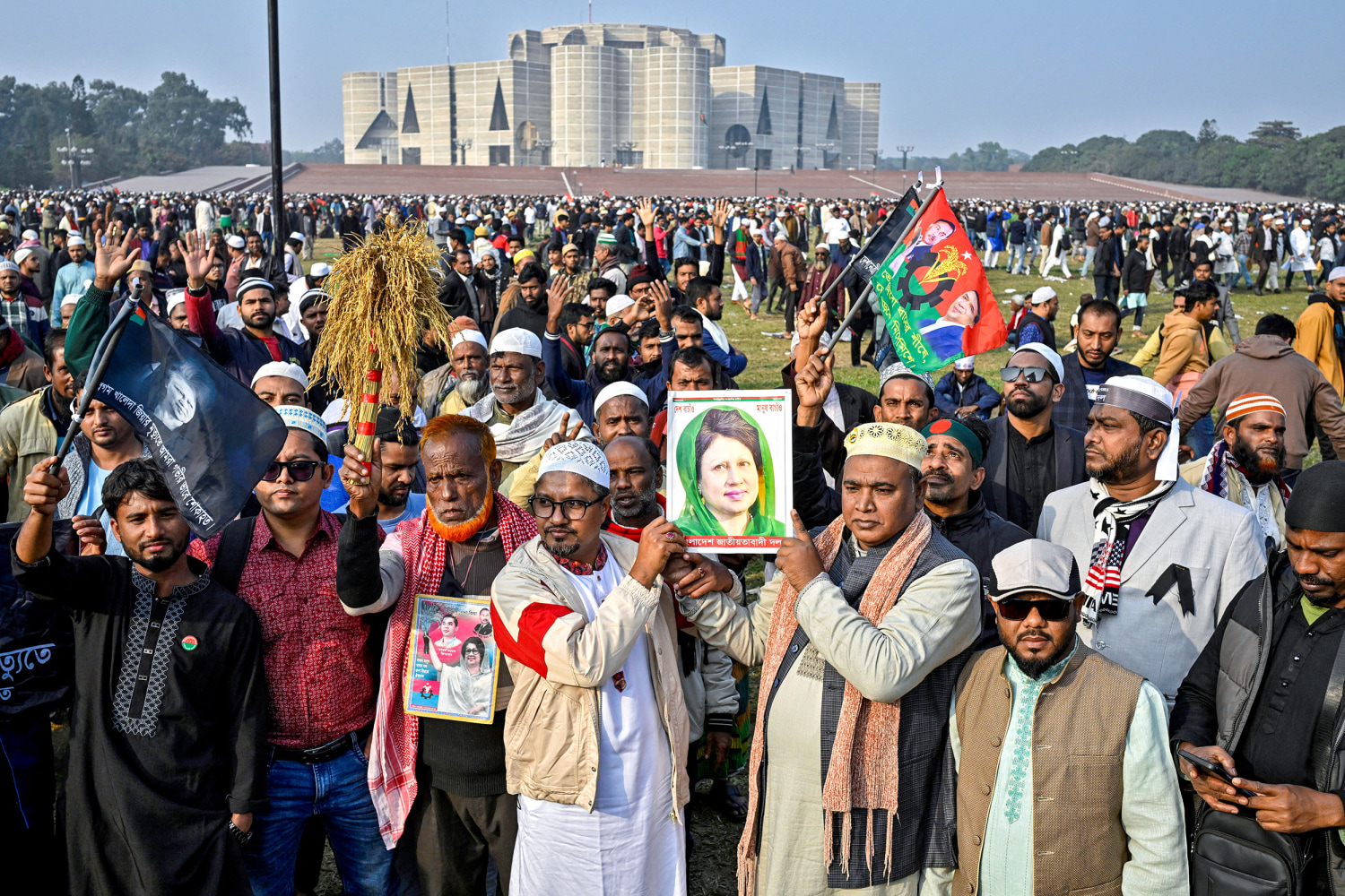 Huge crowds join funeral prayers for former Prime Minister Khaleda