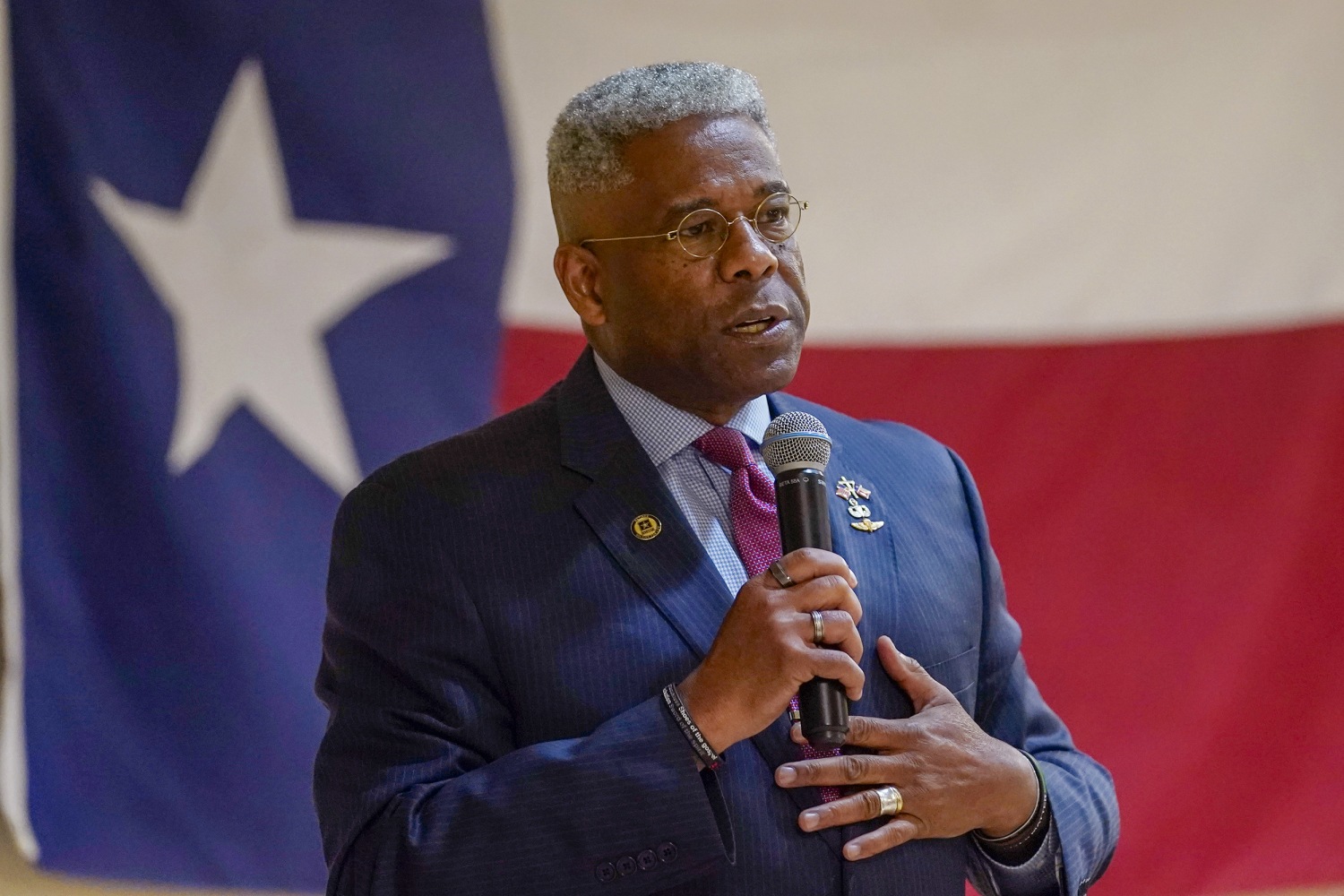 County GOP in Texas will switch voting rules for the runoff after primary day chaos