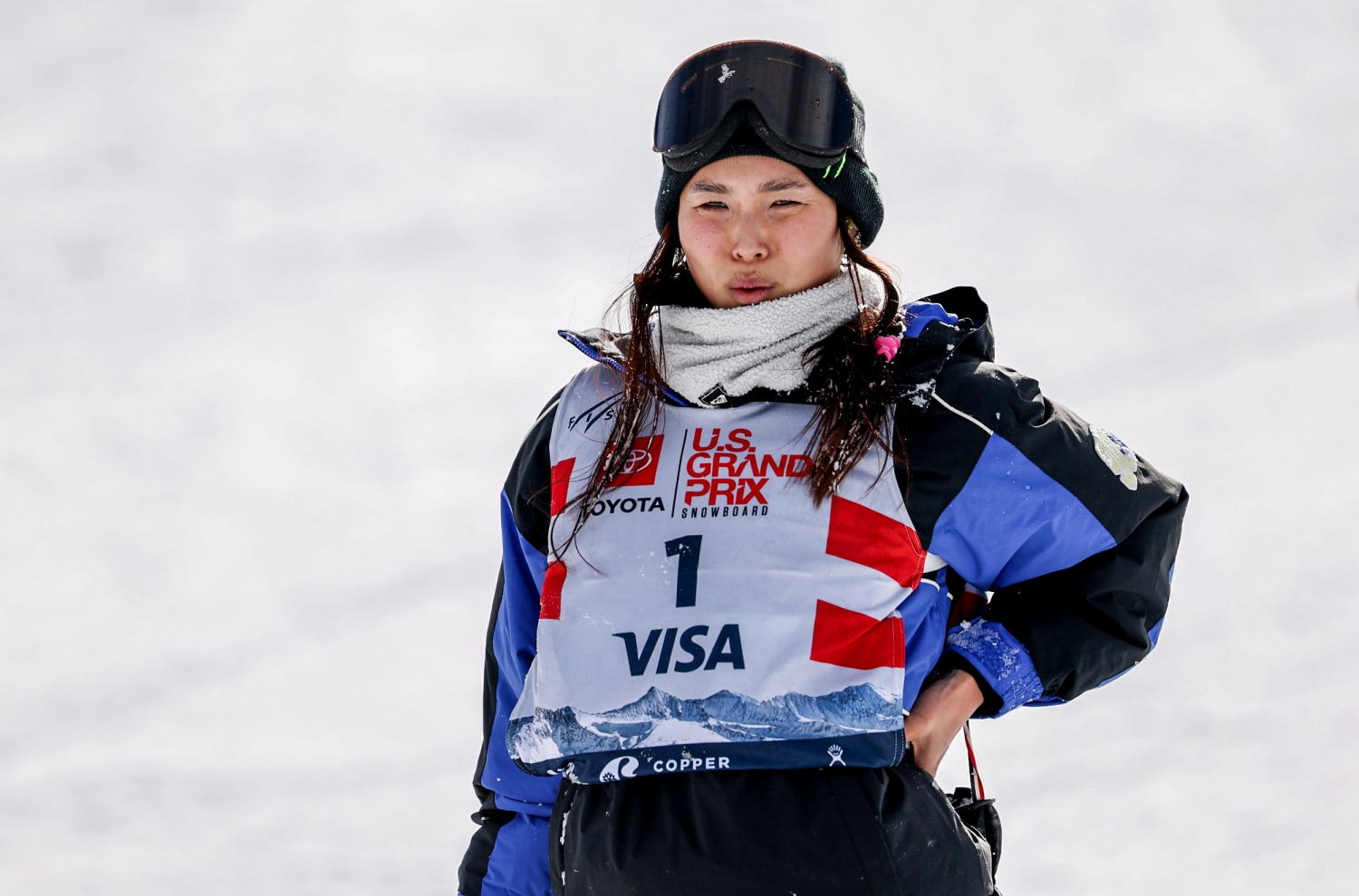 2-time gold medalist Chloe Kim dislocates shoulder, could miss Olympics