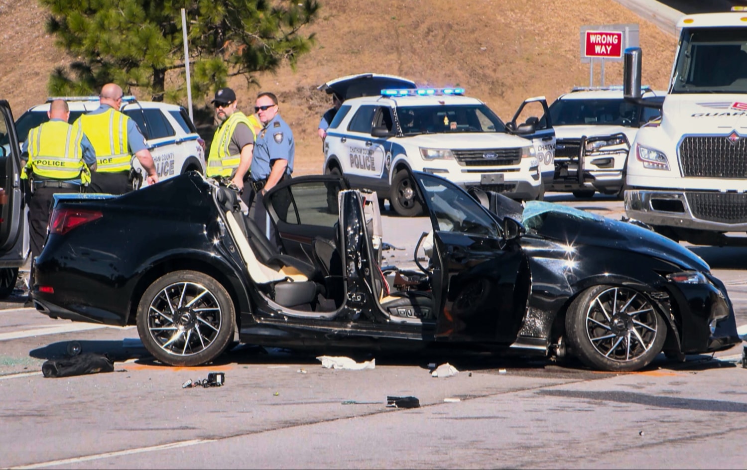 Driver fleeing ICE officers crashes, killing a Georgia teacher