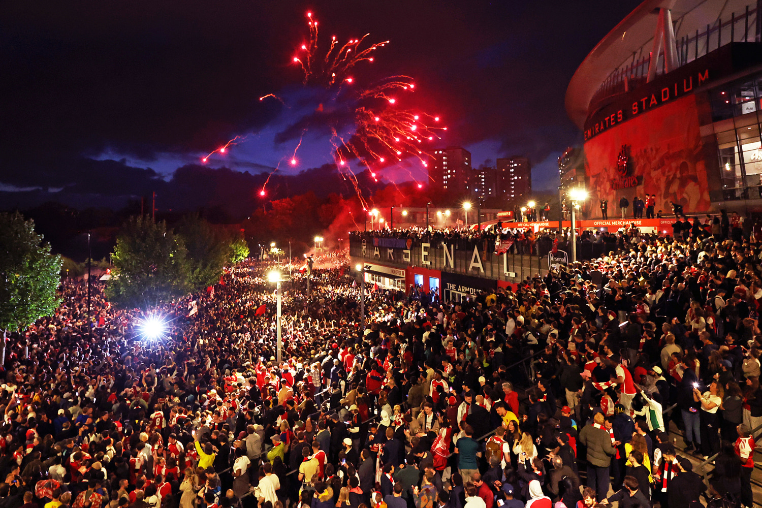 Celebrations erupt in North London as Arsenal seal Premier League title  after 22-year wait