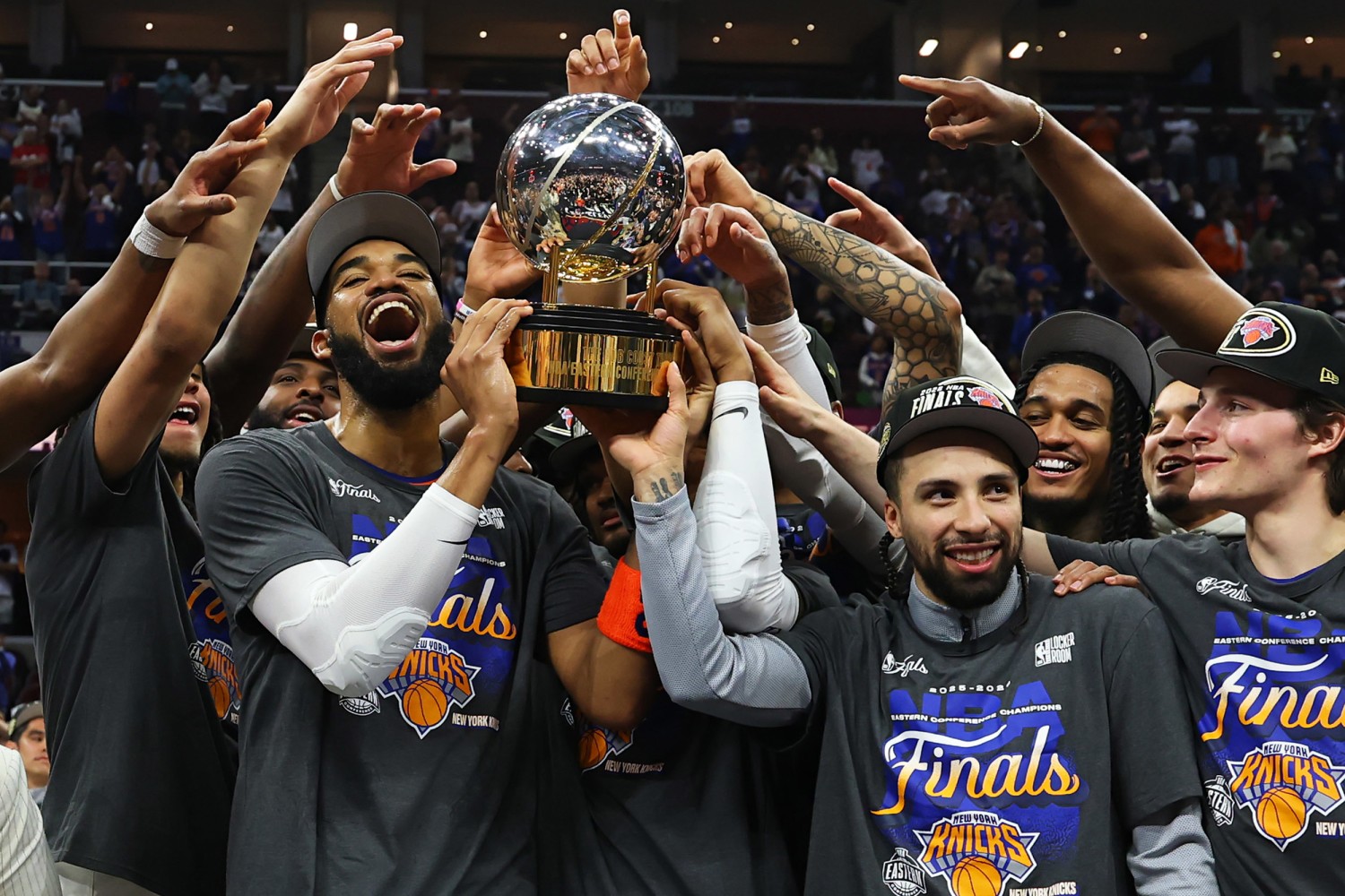 New York Knicks advance to first NBA Finals since 1999