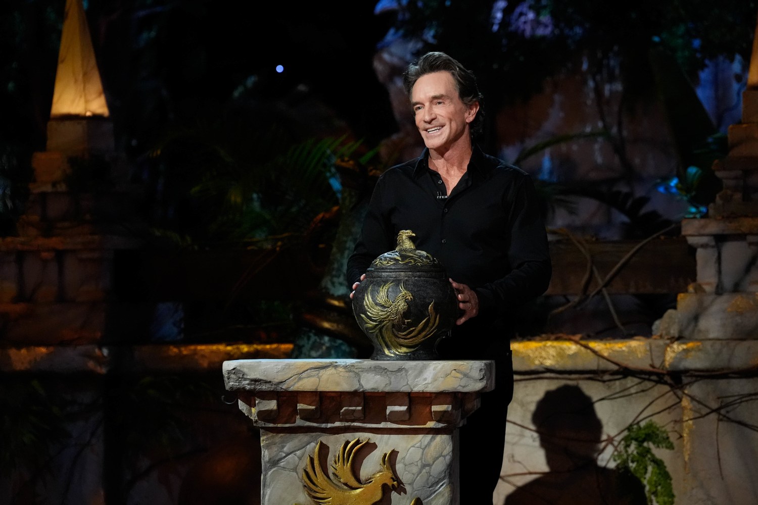 Jeff Probst Spoils Major 'Survivor' Finale Moment Before It Airs