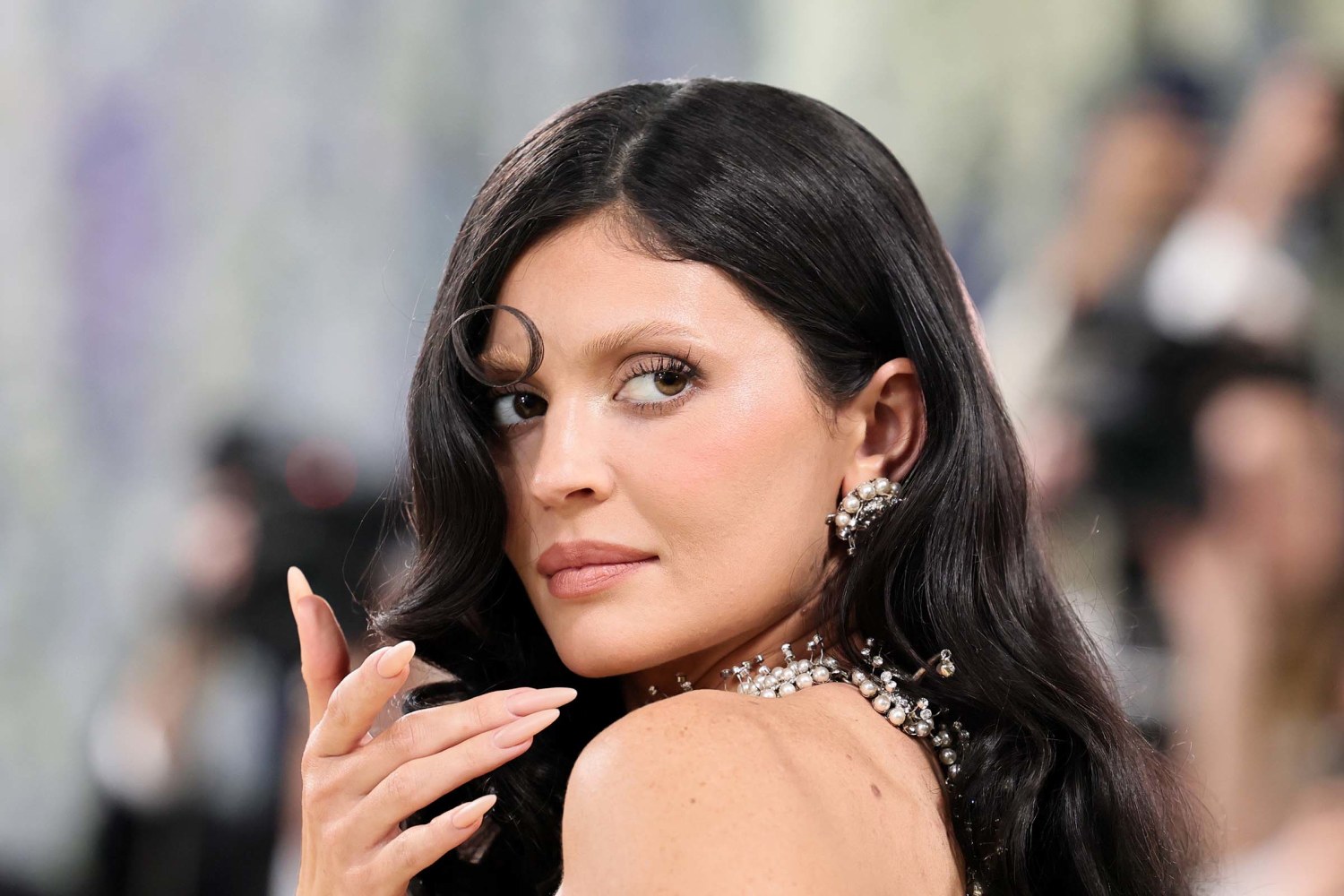kylie jenner met gala dress designer Kylie Jenner's Met Gala 2024 Look Was Inspired by a Garden Statue