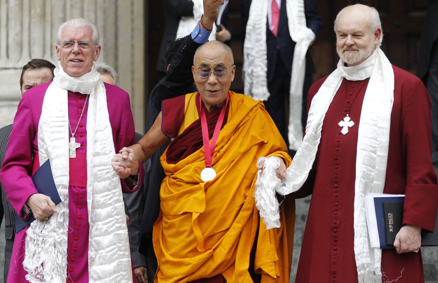 Dalai Lama receives 2012 Templeton Prize, gives away $1.7 million
