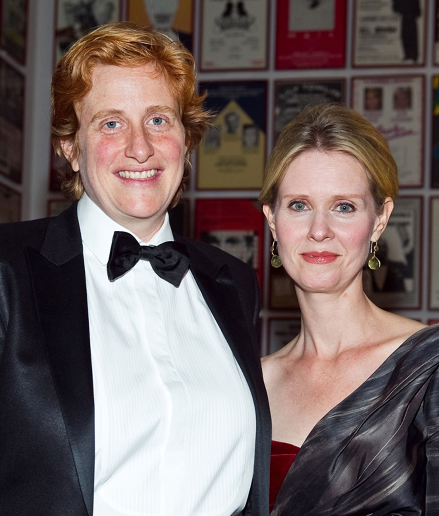 Sex and the City actress Cynthia Nixon marries longtime girlfriend pic