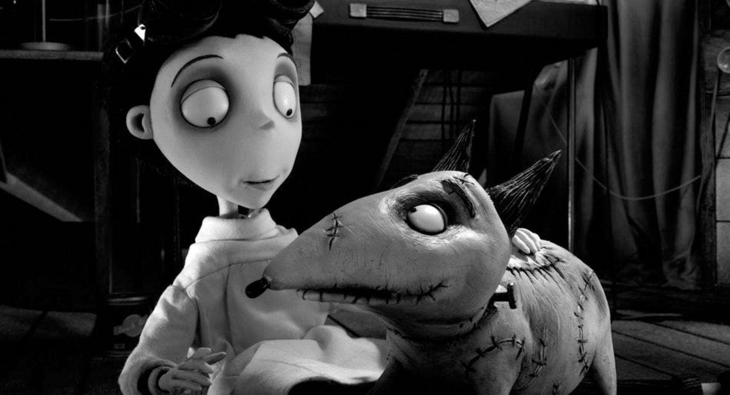 Tim Burton's newest animated kids' flick 'Frankenweenie' is all bark, no  bite