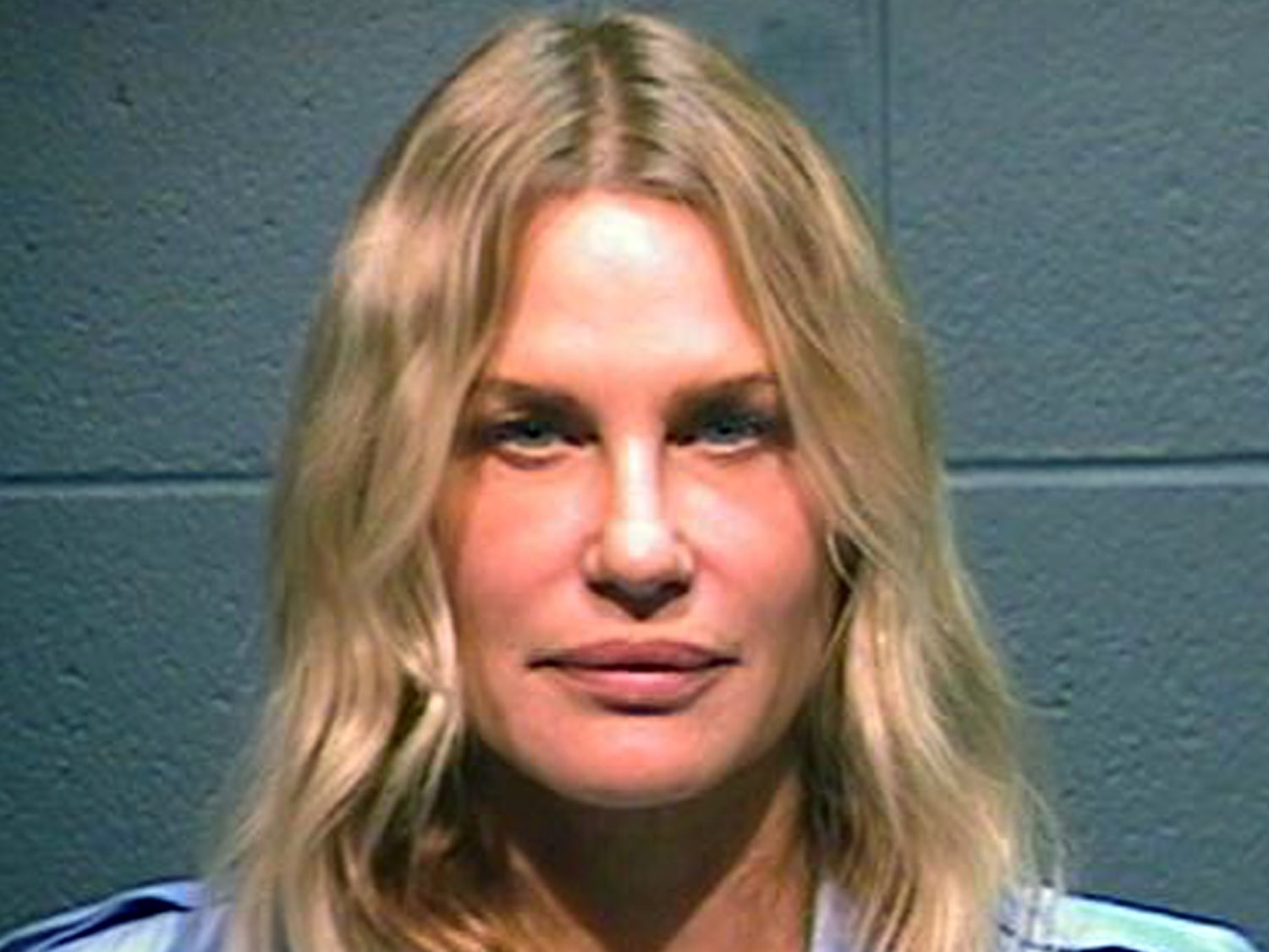 Daryl Hannah arrested during Texas pipeline protest