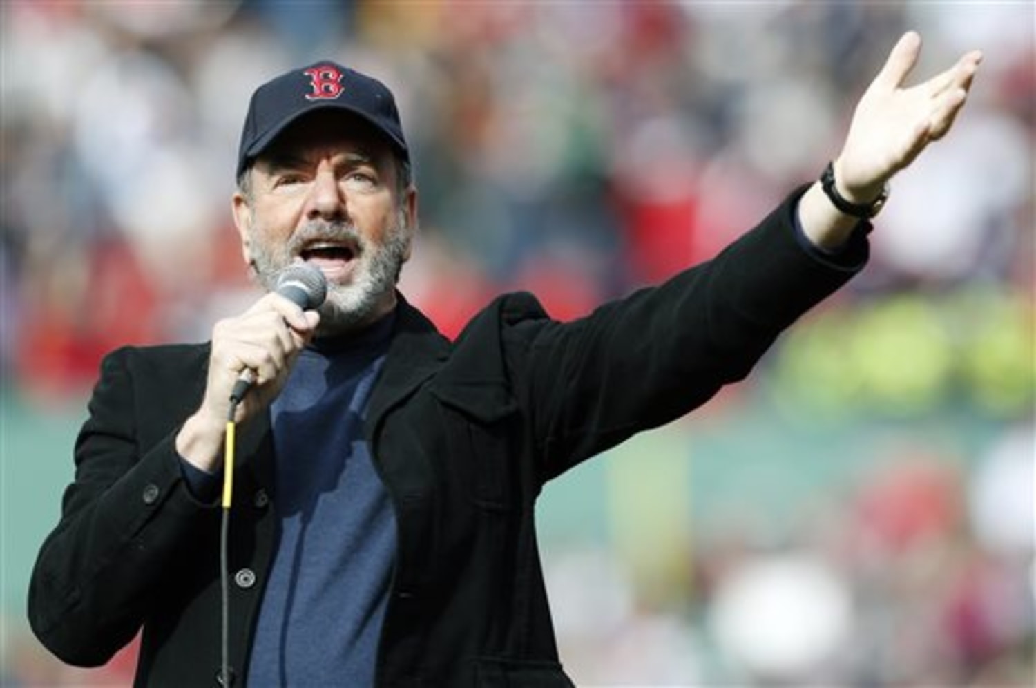 Neil Diamond Surprised Fenway Park And Led The 'Sweet Caroline