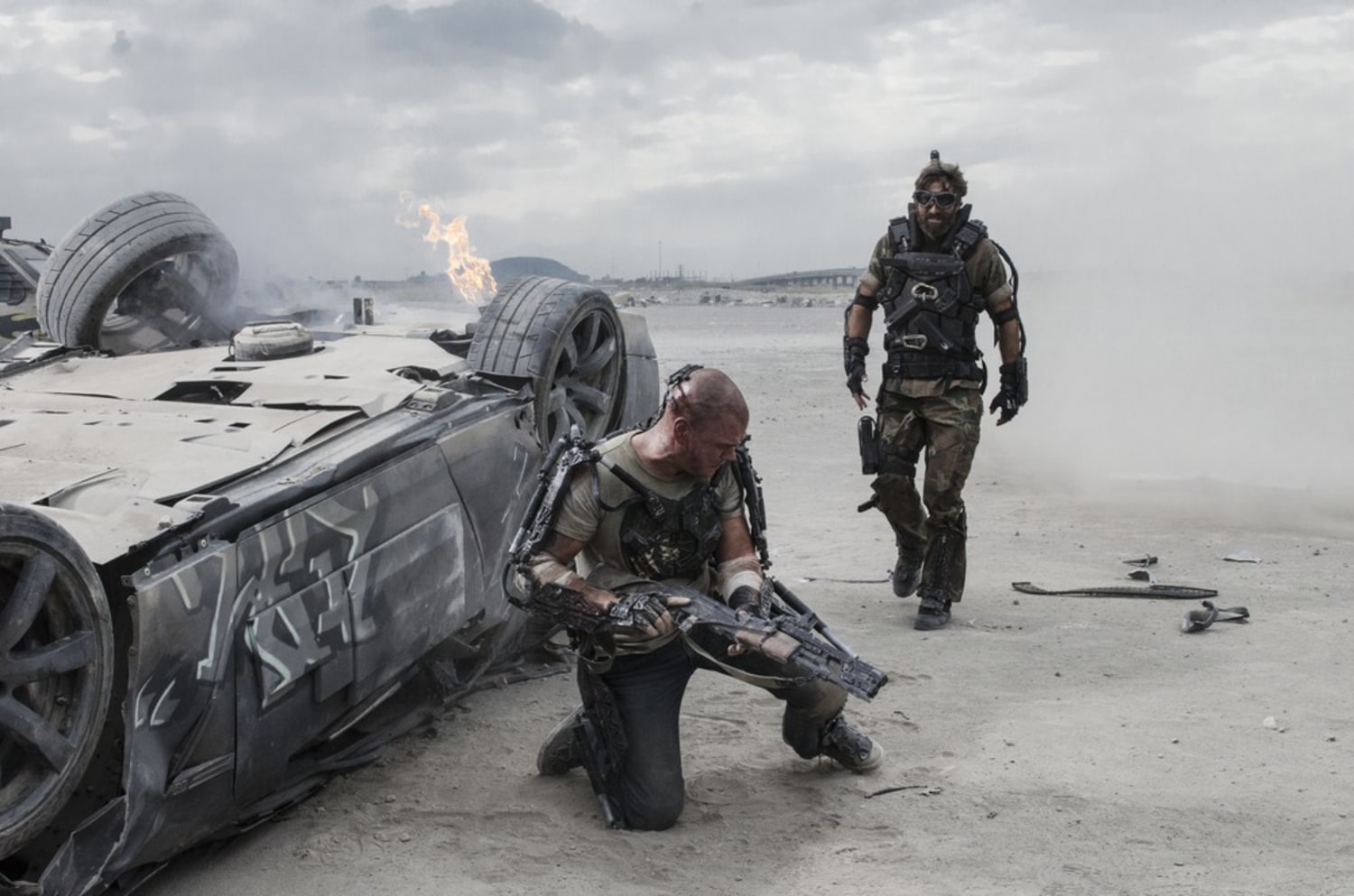 Elysium' flies over 'Planes,' others at box office