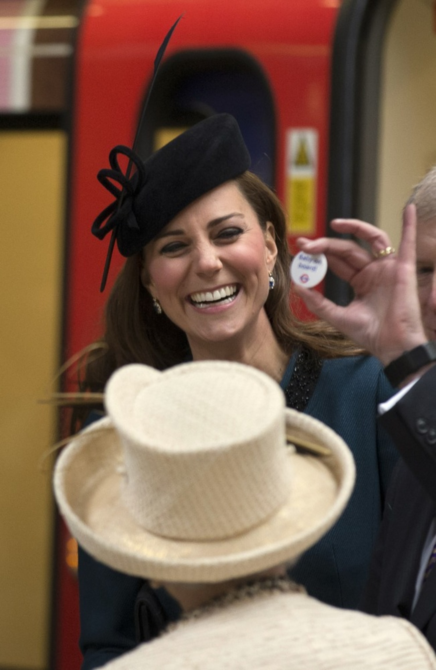 Hats off! Royals get old-timey with tip o' the hat, News