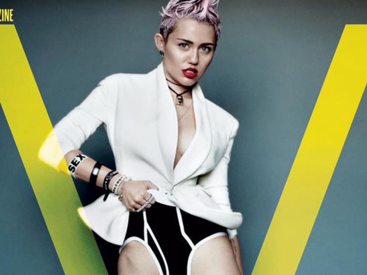 Miley Cyrus still sexy, still revealing in latest mag spread