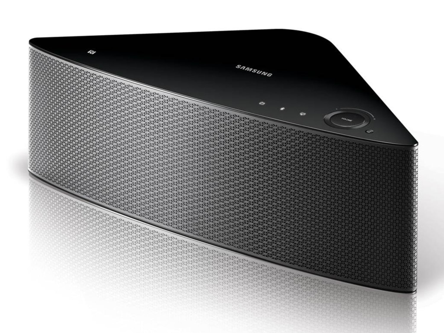tumor Per ongeluk dienblad Samsung's first wireless speaker system resembles — and rivals — Sonos