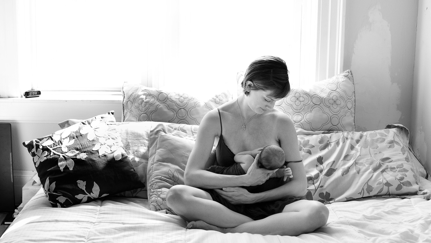 Naked Black Sleeping - Breast-feeding selfies, portraits, let new moms flaunt nursing pride