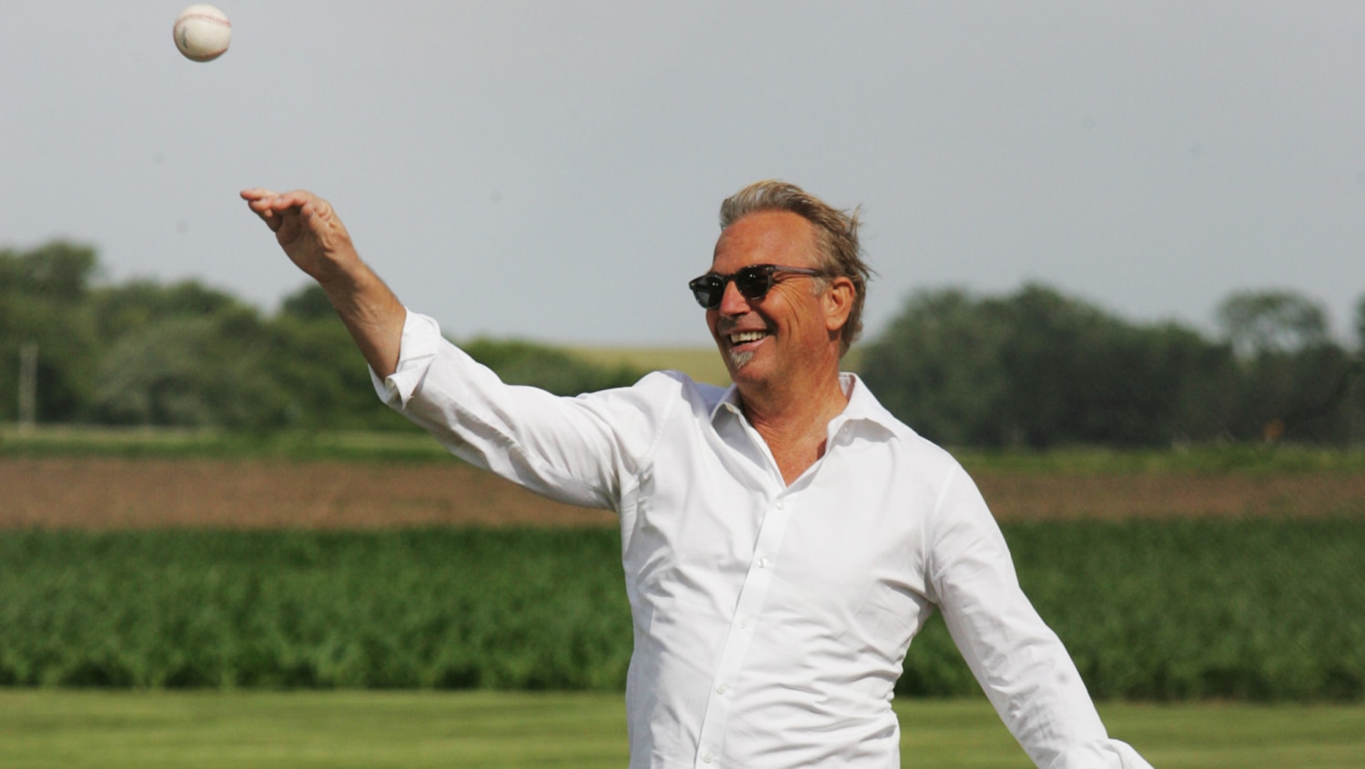 25 years later, Kevin Costner and co-stars remember 'Field of Dreams