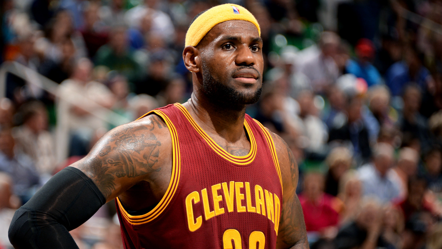 LeBron James is the 'adorable king' of sleepless dads today