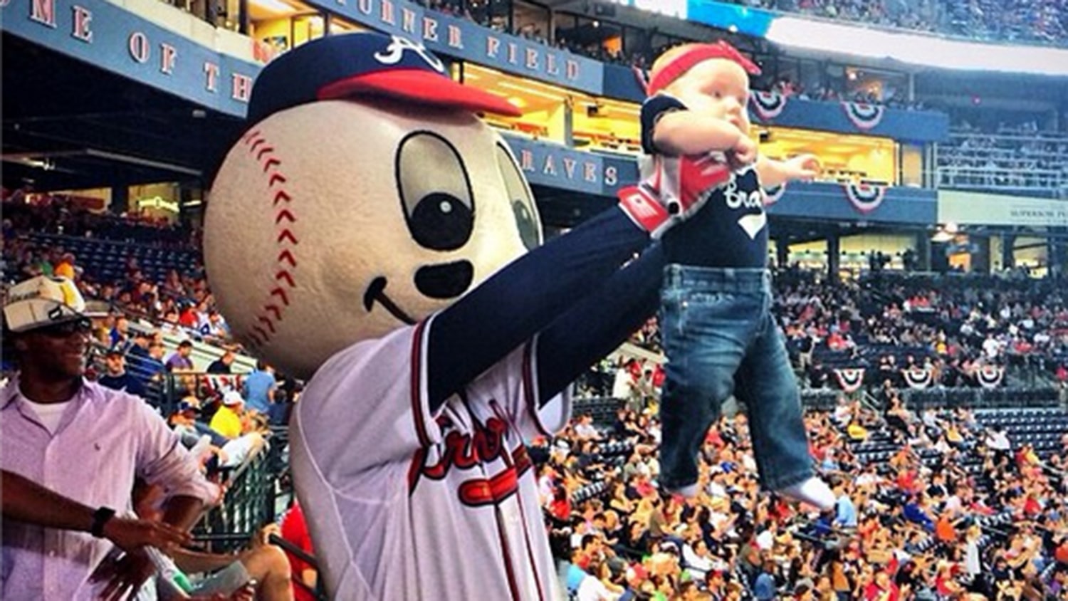 Atlanta Braves' new 'Simba cam' is an infinitely more adorable spin on the  'kiss cam