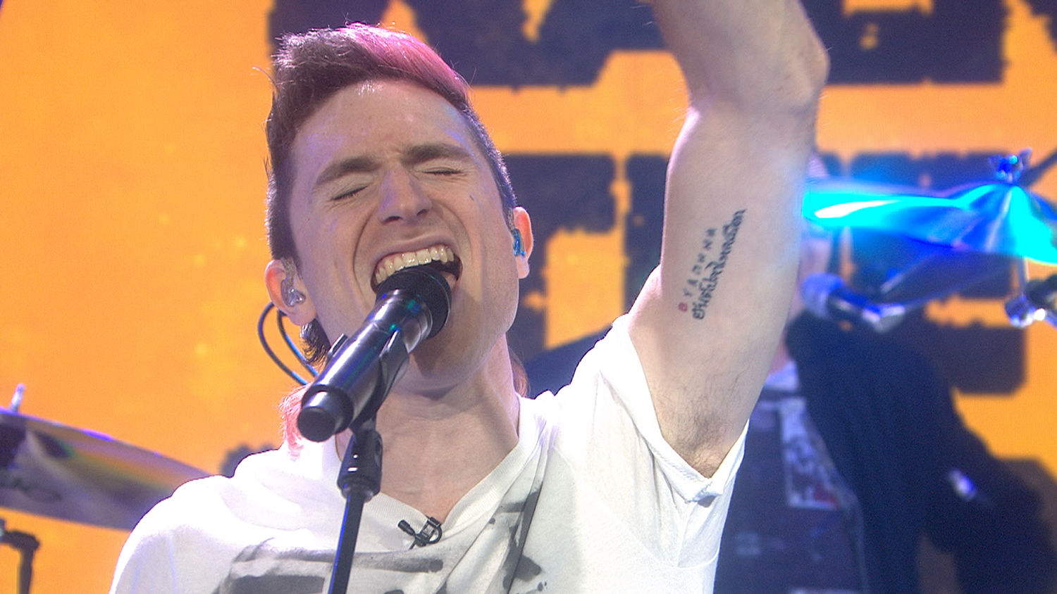 walk the moon album you tube shut up and dance walk the moon album you tube shut up and dance