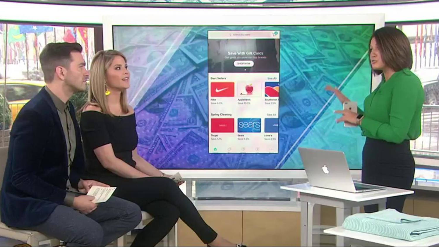 ‘Krazy Coupon Lady’ teaches you how to outsmart retailers