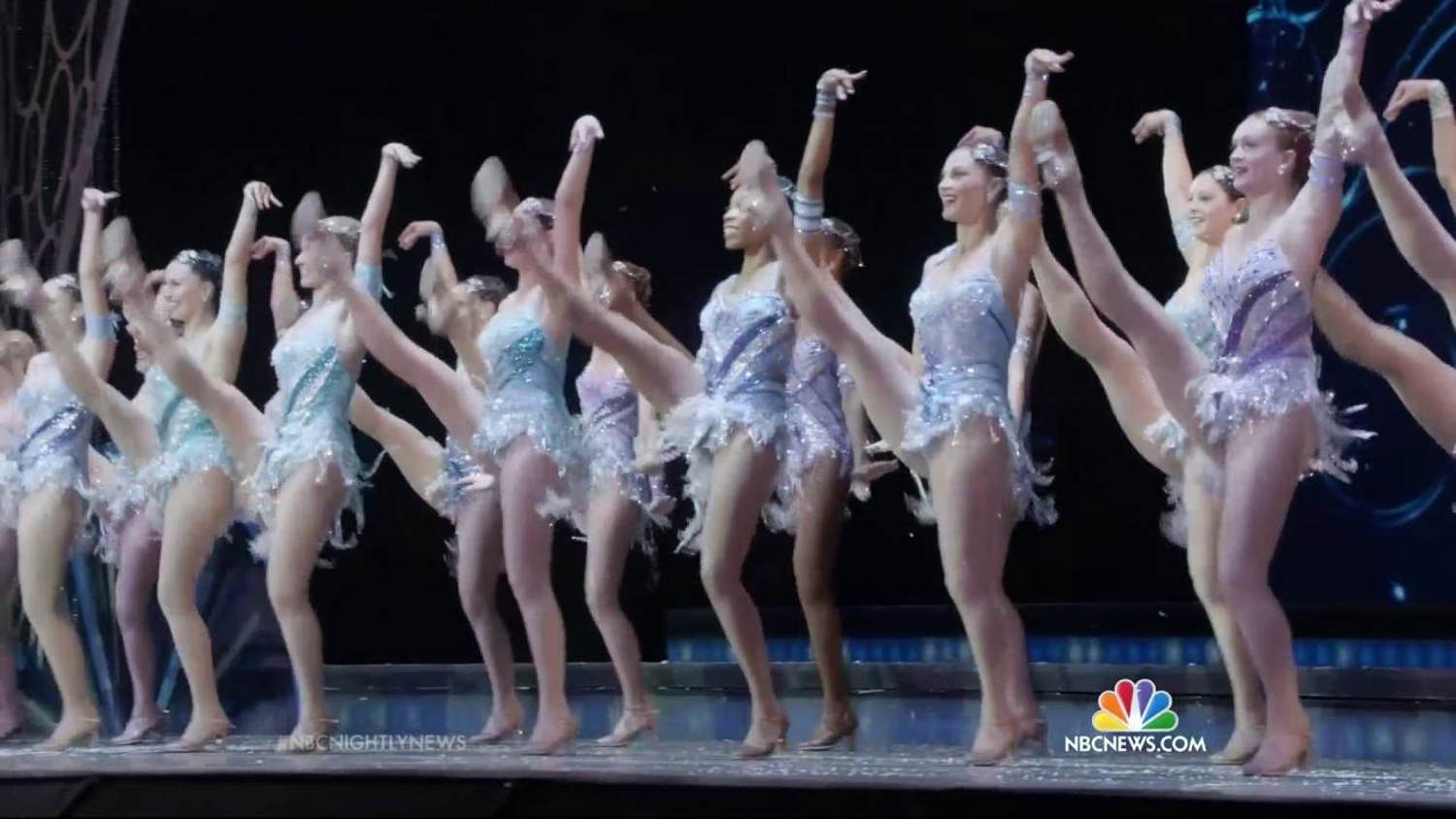 Backstage Pass With the Radio City Rockettes, image size:1500x844
