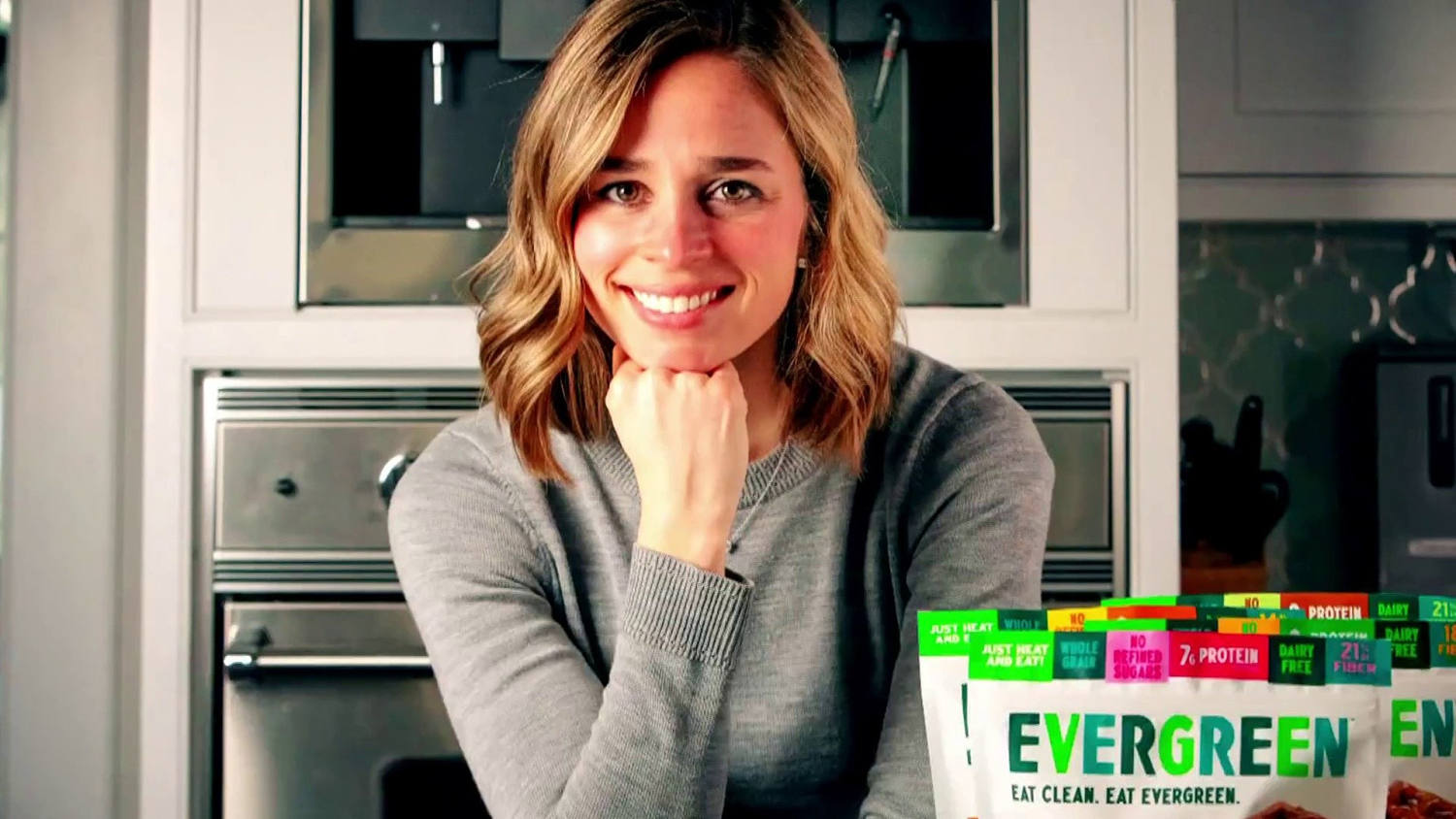 Harvard-educated lawyer Emily Groden builds Evergreen healthy waffle brand  from scratch - ABC7 Chicago