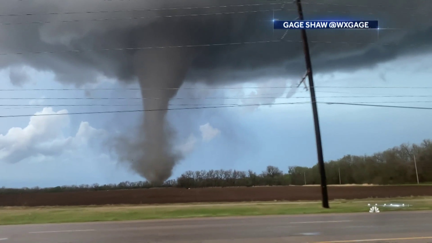 Roy Oswalt's family home hit by tornado - NBC Sports