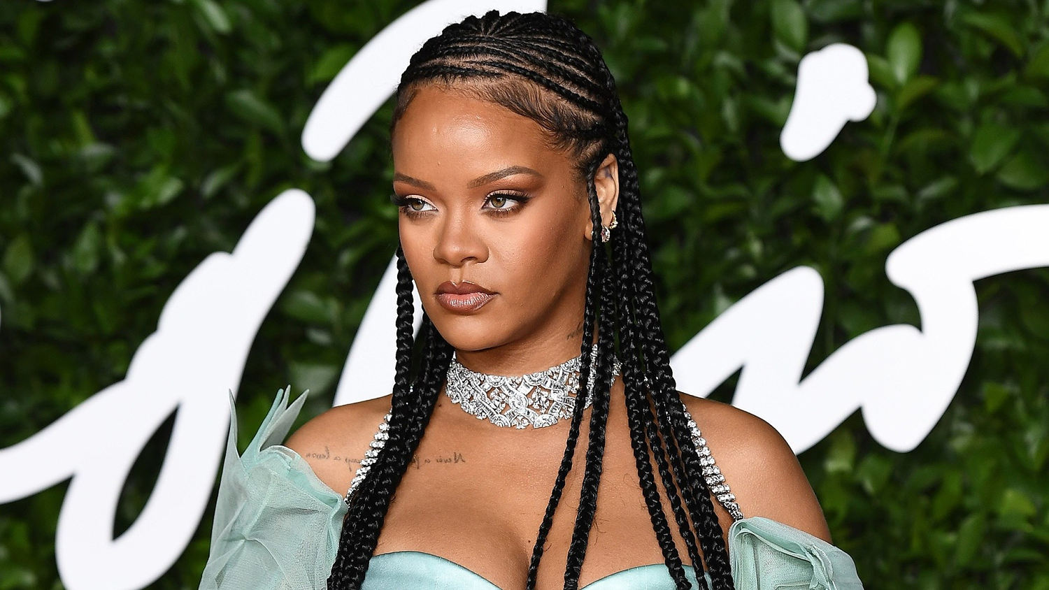 Rihanna is now officially a billionaire – NBC Palm Springs