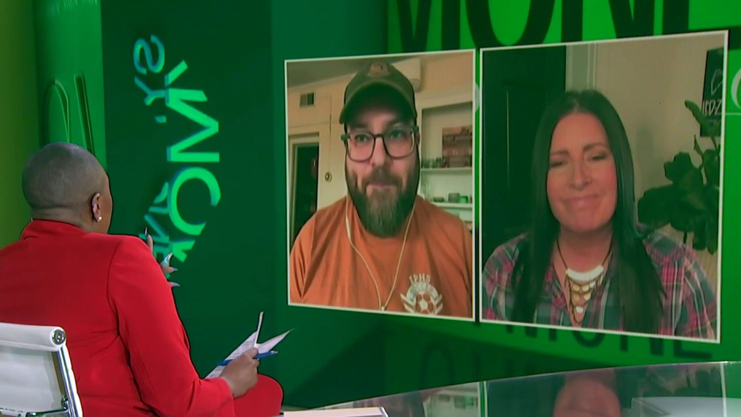 Dik boshi bolgan sikning fotosurati