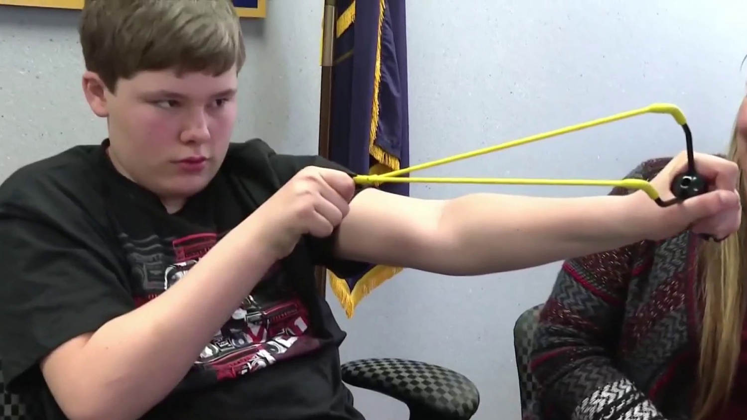Two person shop slingshot