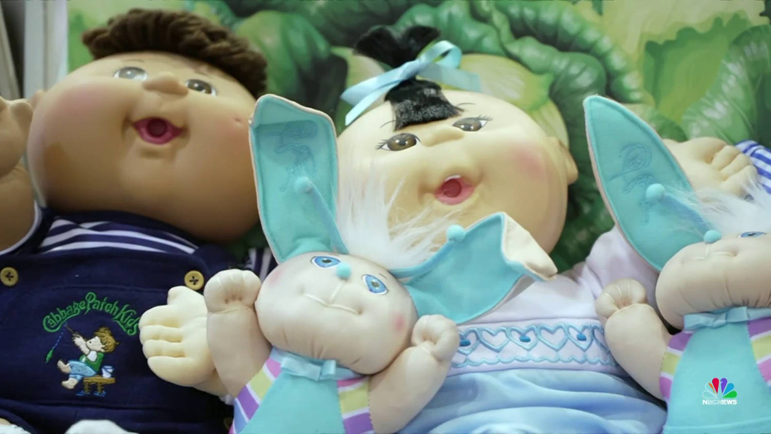 Cabbage Patch Kids inducted into Toy Hall of Fame 40 years after frenzy to secure year s hottest toy