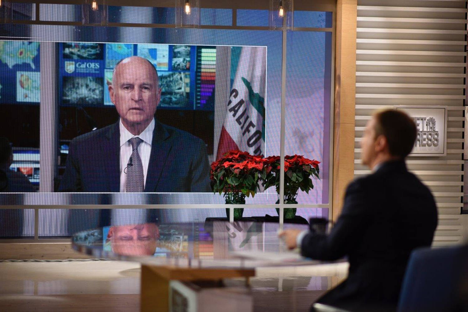 Https Www Nbcnews Com Politics Politics News Ahead Times Square Ball Drop U S Strategic Command Jokes N953416 2019 01 01t12 45 36 000z Nbcnews Com En 2018 12 31t23 39 00z U S Strategic Command Deletes New Year S Eve Joke About