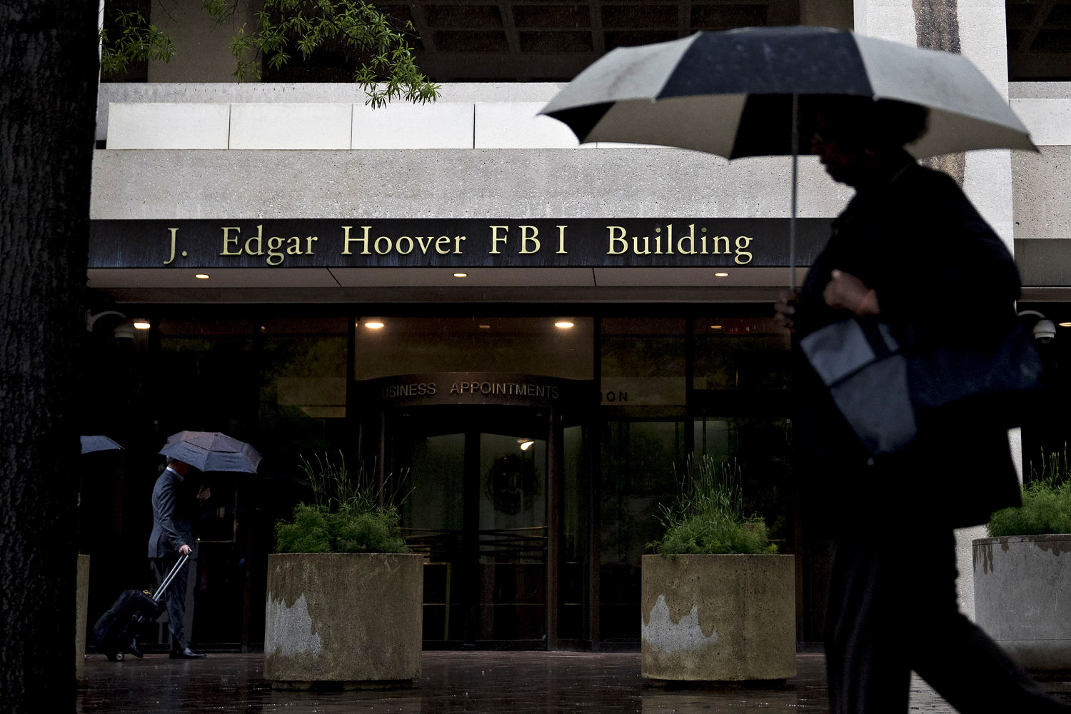 El FBI investiga a un grupo de hackers por una filtración masiva de información de agentes del buró