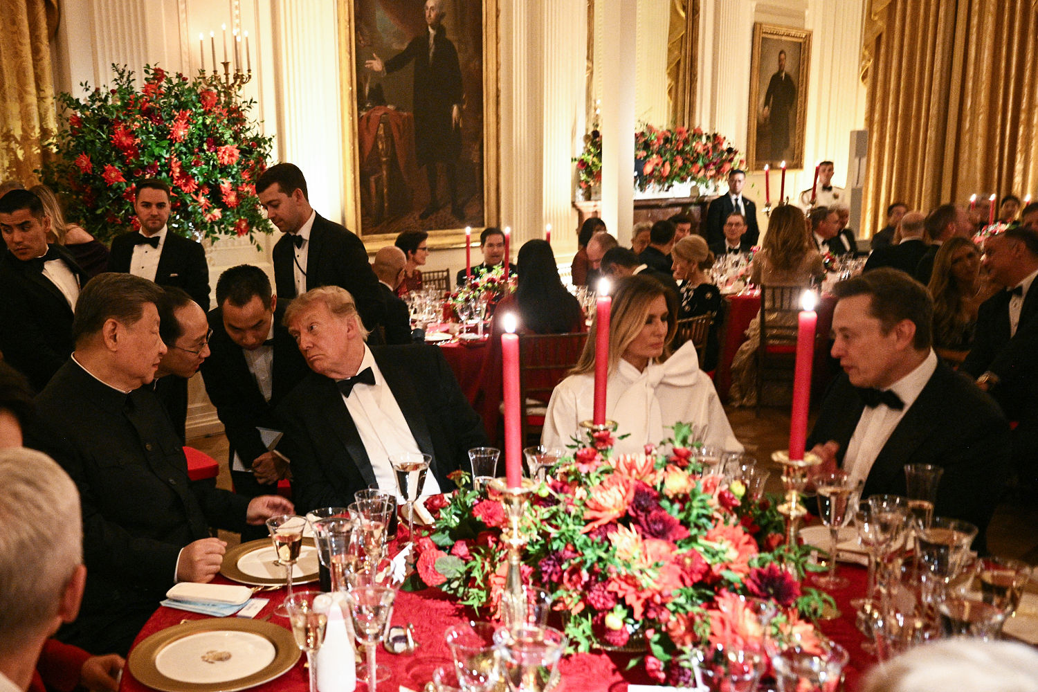 En fotos: Trump agasaja a Xi Jinping con una fastuosa cena de lubina al sésamo y helado de miel en la Casa Blanca