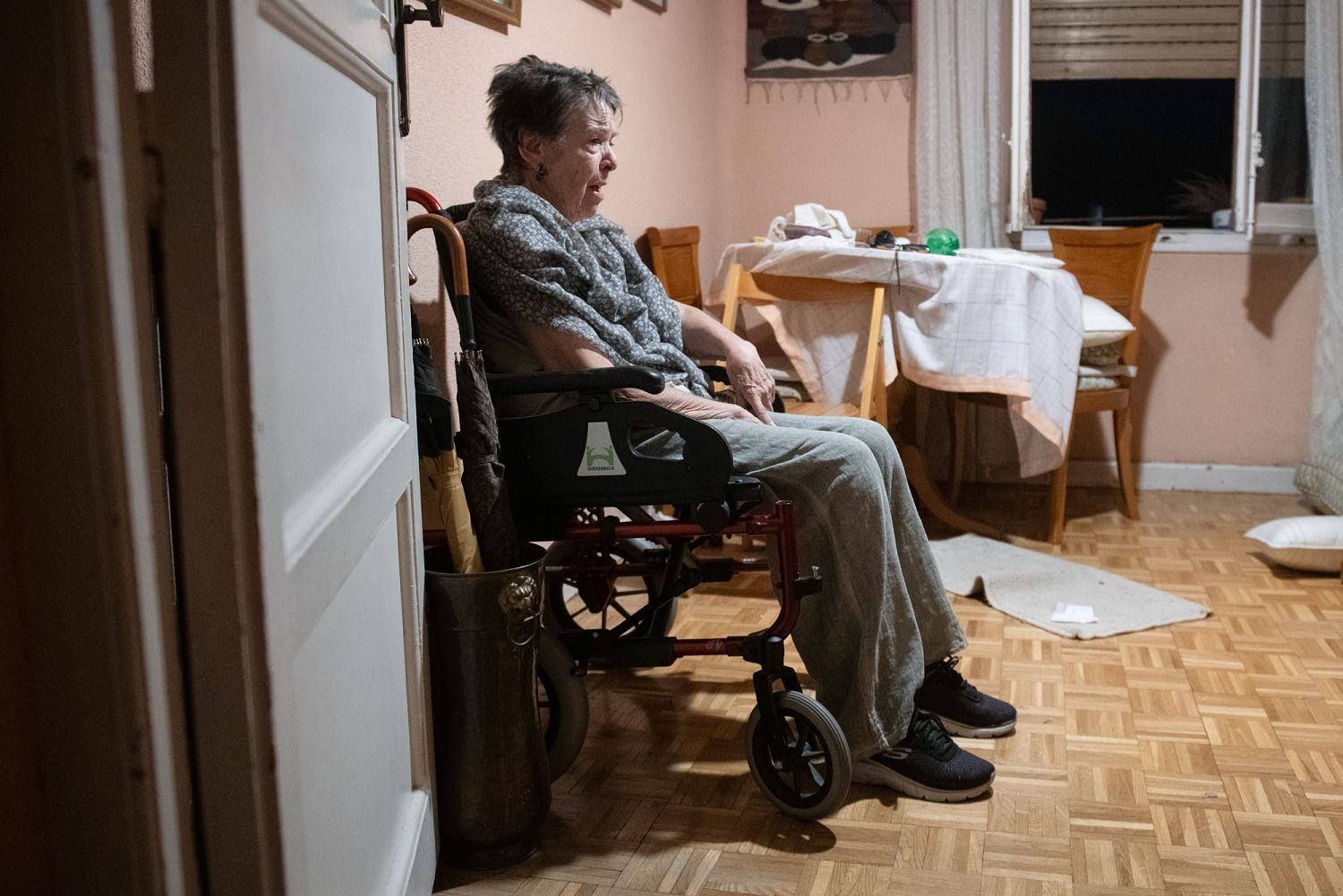 Muere Maricarmen, la anciana cuyo desahucio desató protestas en España por la crisis de vivienda, informa organización de inquilinos