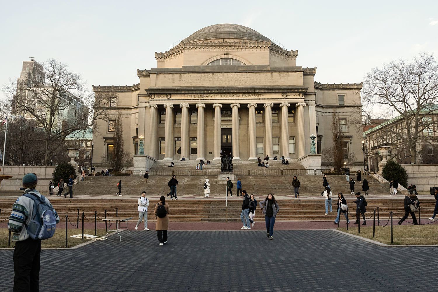 Las políticas de visado de Trump afectan al programa de periodismo de Columbia ante la suspensión de admisiones