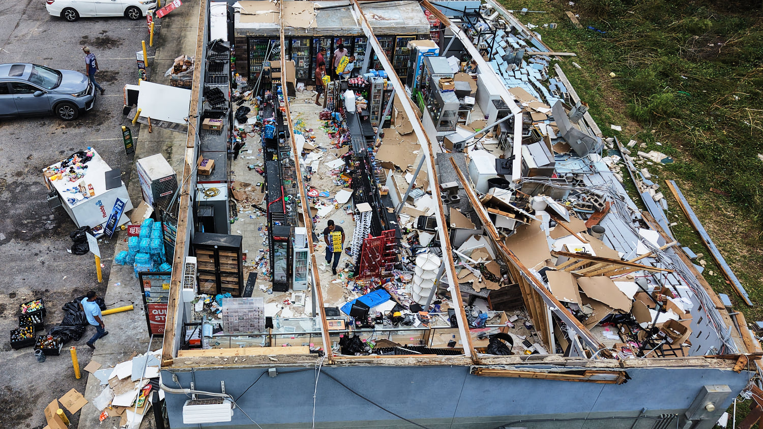 El paso del huracán Isaías deja al menos ocho muertos en Florida y Alabama