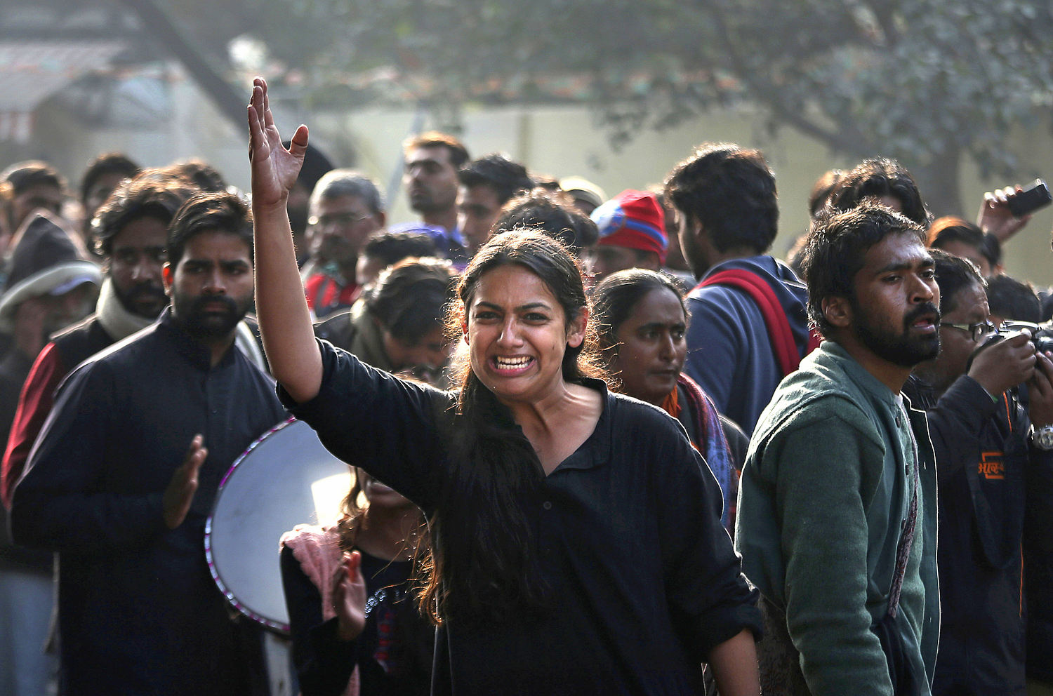 1C5350941-pb-121231-india-gang-rape-06a