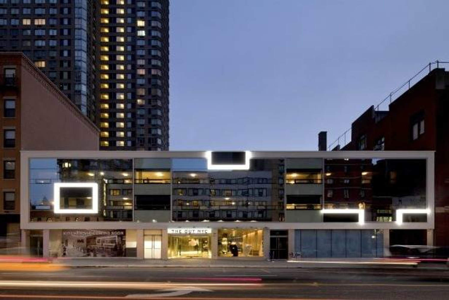 4059441-120918theoutinnyc-streams