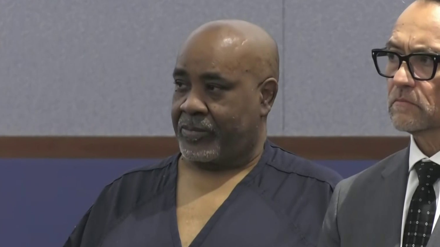 Condenan de 40 años a prisión de por vida a exlíder de una pandilla por el asesinato de Tupac Shakur