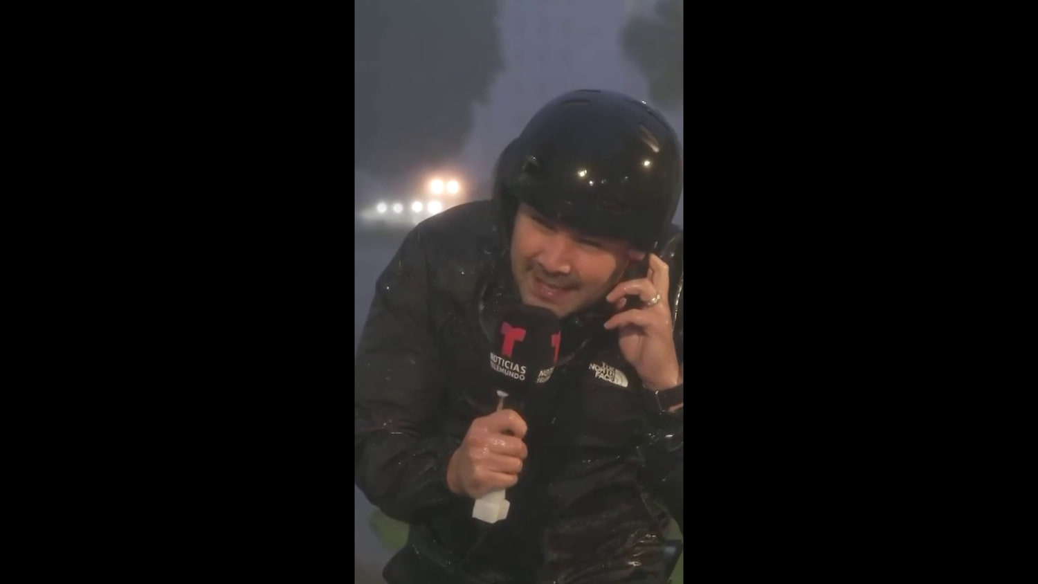 Jefe de meteorología recibe los primeros vientos de Isaías