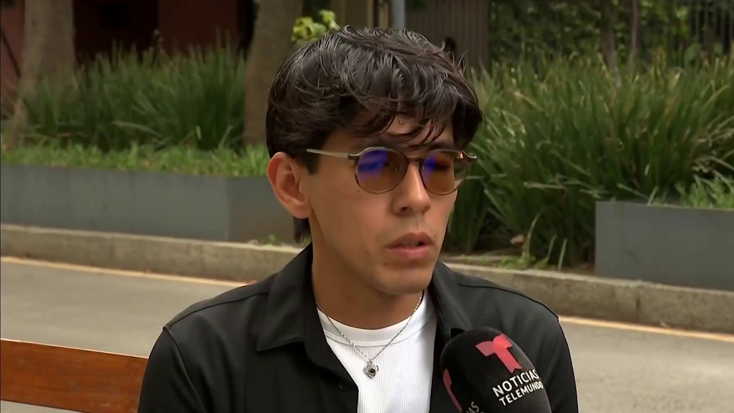 En México un extranjero genera polémica por pedir a un influencer que hable en inglés