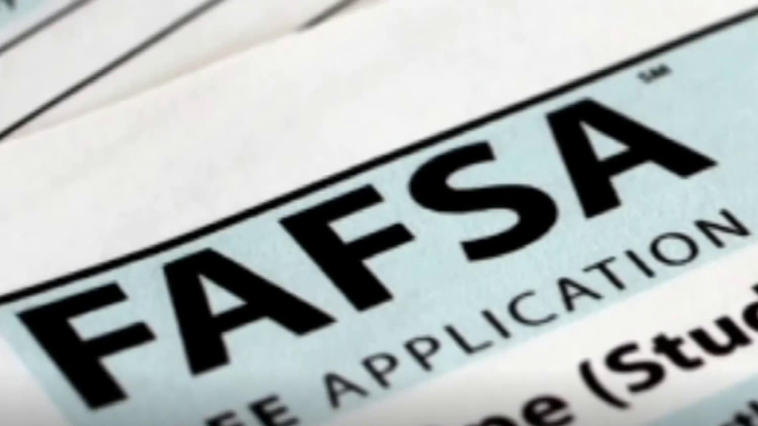 Publican con anticipación solicitud FAFSA para obtener ayuda financiera para estudios universitarios