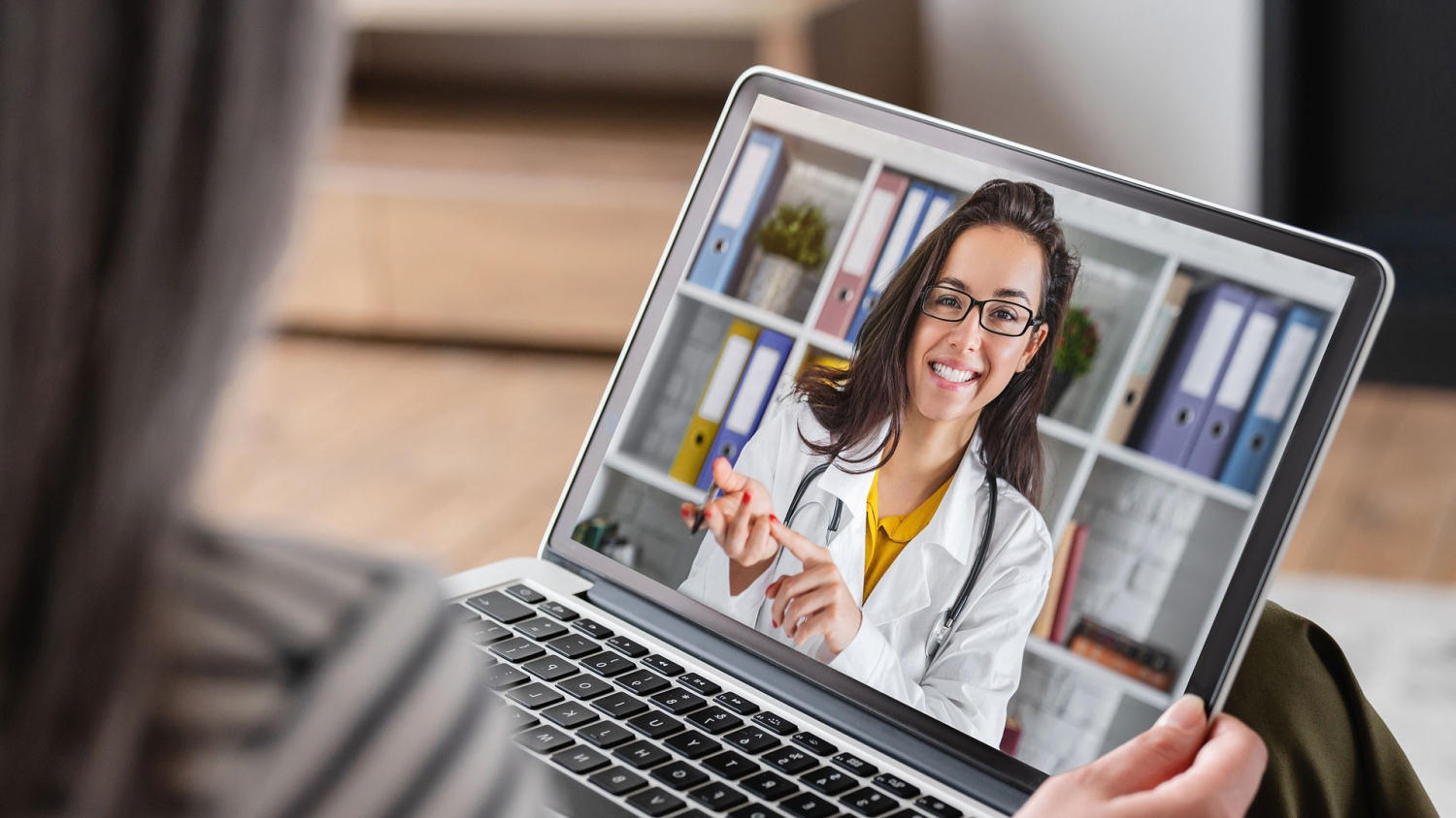 ¿Sabe cuándo es viable recibir atención médica virtual y cuándo es mejor acudir presencialmente?