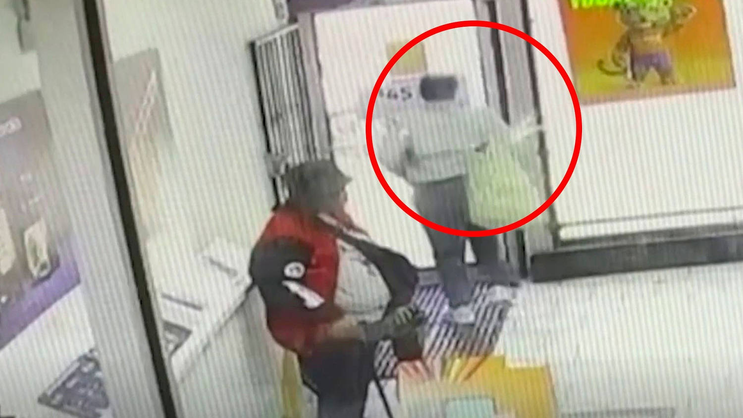 Revelan un video de la presunta asesina de la niña venezolana apuñalada en Chicago