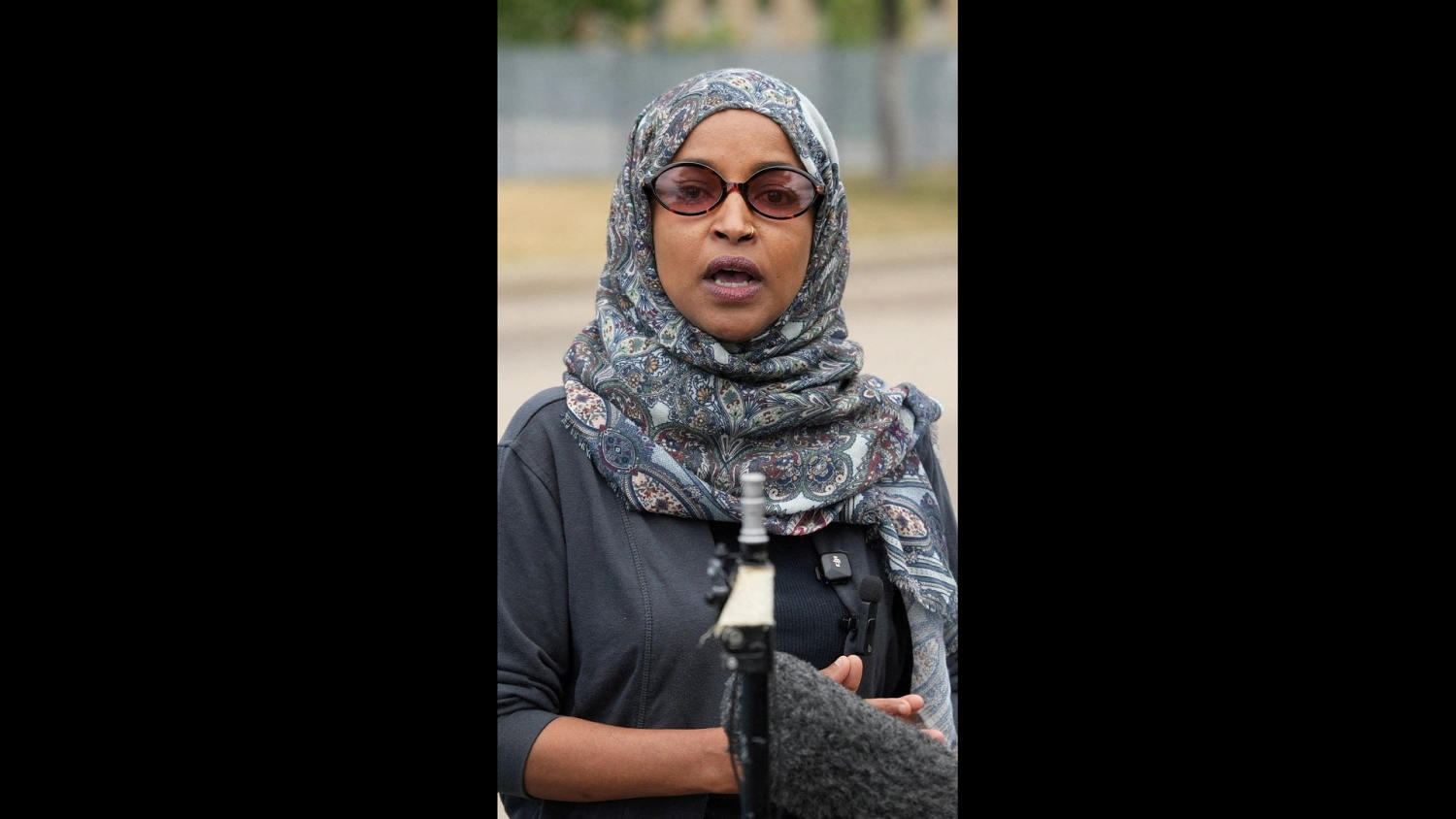 Agentes federales confiscaron el teléfono de la congresista demócrata Ilhan Omar